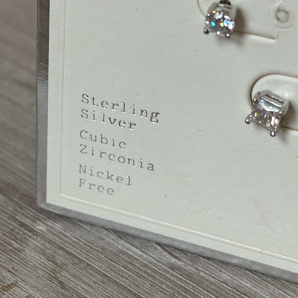 NWT A New Day 5 Sets of Stud Earrings - Picture 5 of 6